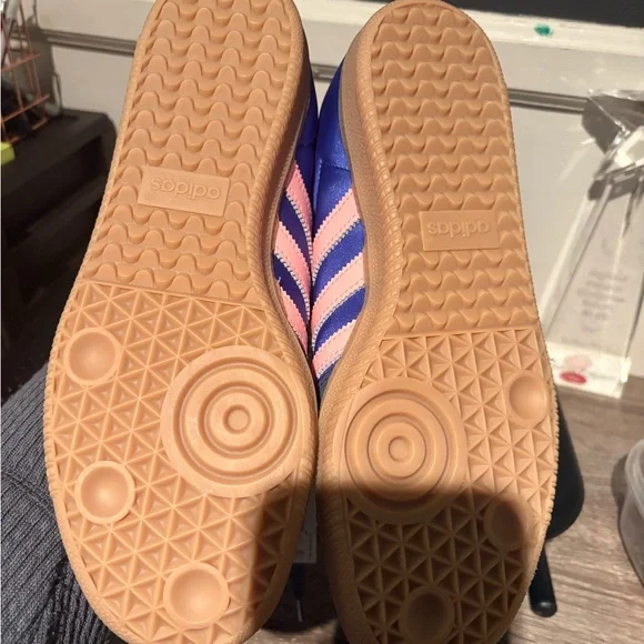 adidas Royal Blue Sneakers with Pink Stripes with gum bottom- samba OG - Picture 4 of 5